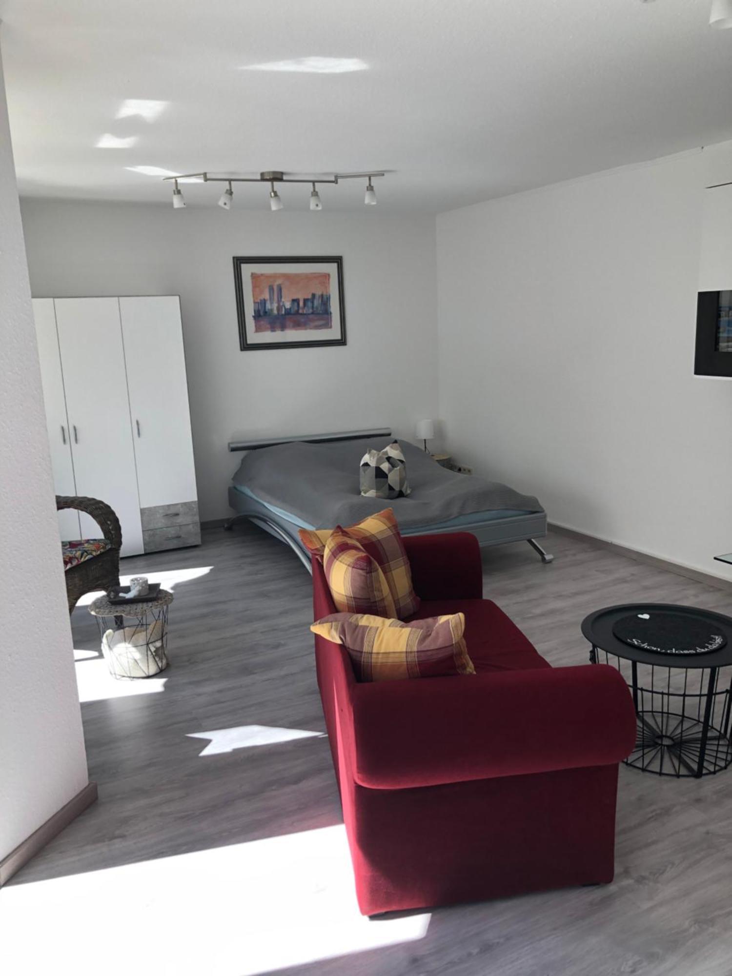 Helle 45 Qm Einliegerwohnung ホルツガーリンゲン エクステリア 写真