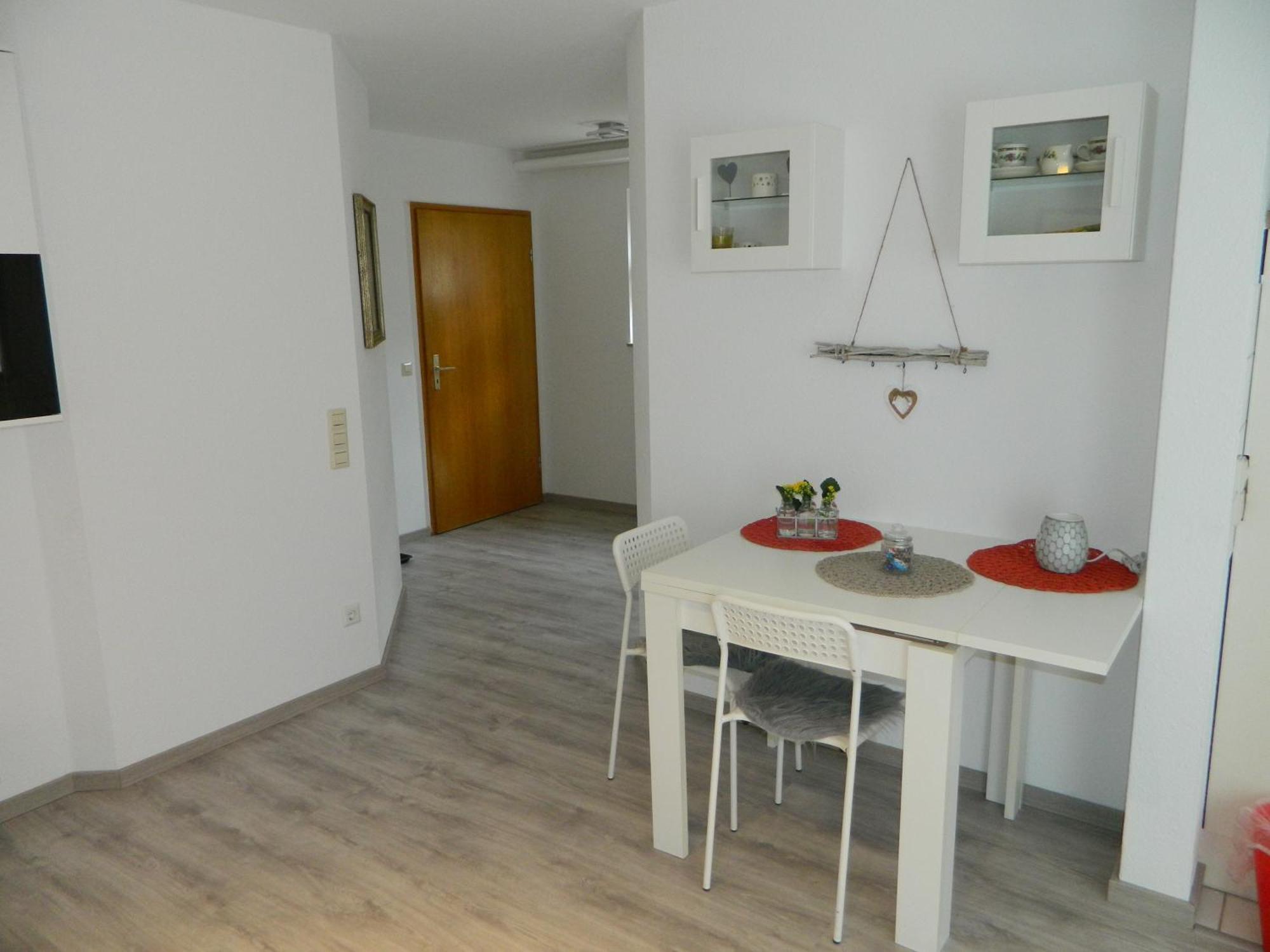 Helle 45 Qm Einliegerwohnung ホルツガーリンゲン エクステリア 写真